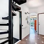 Attico In Centro Vista Mare