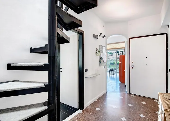 Attico In Centro Vista Mare